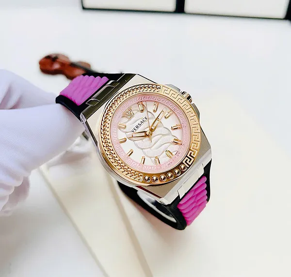 Đồng Hồ Nữ Versace Chain Reaction VEHD00220 Phối Màu