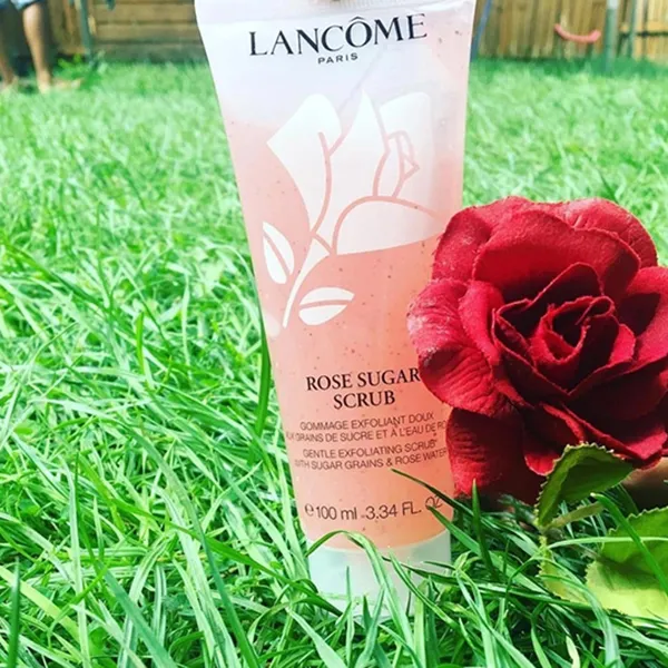 Gel Tẩy Da Chết Lancome Hydra Zen Rose Sugar Scrub 100ml
