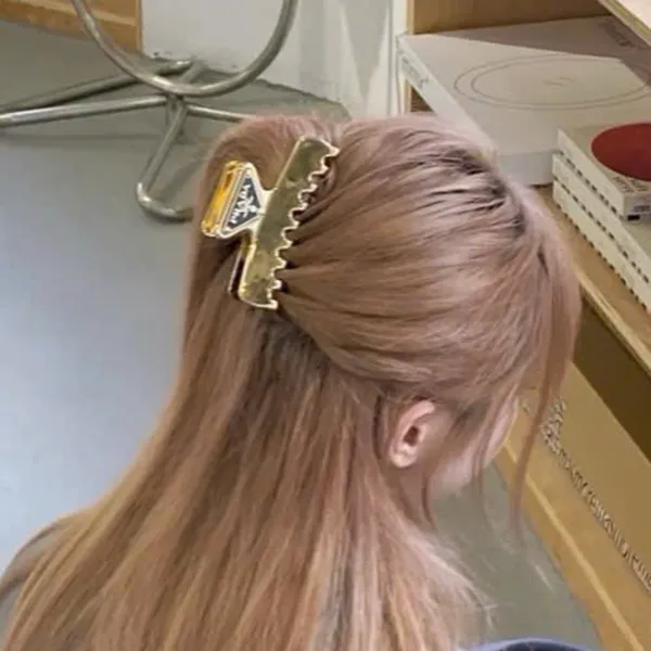 Kẹp Tóc Nữ Prada Large Claw Clip Metal Hair 1IF103_2BA6_F0056 Màu Vàng