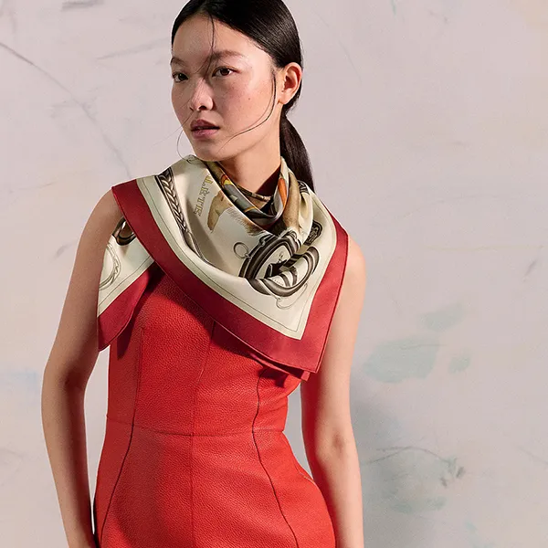 Khăn Nữ Hermès Attelage En Arbalete Forever Scarf 90 H001554SV04 Màu Be Xám - Thời trang - Vua Hàng Hiệu