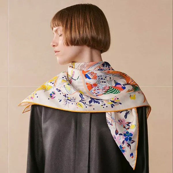 Khăn Lụa Nữ Hermès Carré 90 Emile Et Une Nuit Phối Màu