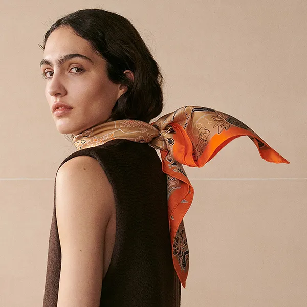 Khăn Lụa Nữ Hermès Mille Feuilles De Soie Double Face Scarf 90x90cm Màu Cam - Thời trang - Vua Hàng Hiệu