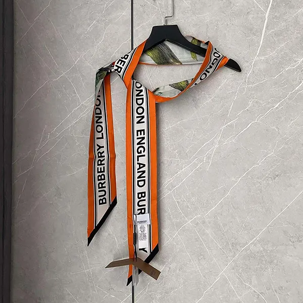 Khăn Nữ Burberry Silk Square 80275781 Màu Xanh Cam