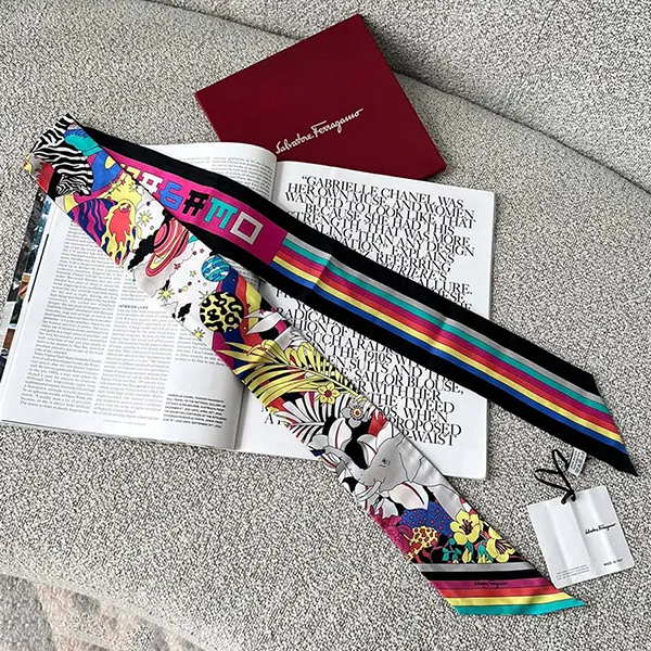 Khăn Nữ Salvatore Ferragamo 3203359990050 Phối Màu D-HH - Thời trang - Vua Hàng Hiệu