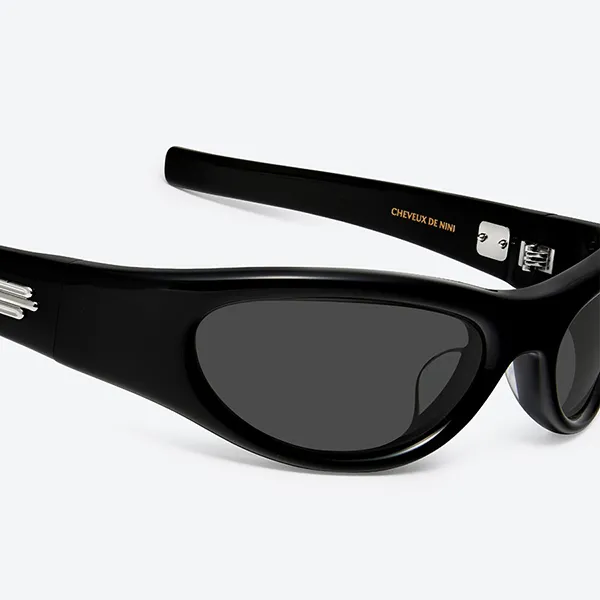 Kính Mát Gentle Monster Jennie Sunglasses Cheveux De Nini 01 Màu Đen