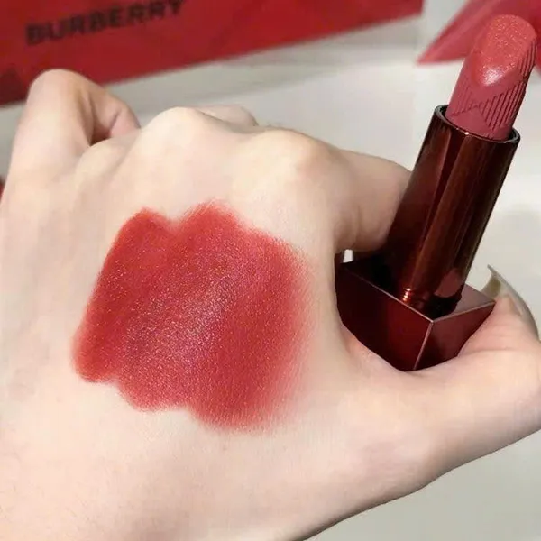 Son Burberry Kisses Matte Russet Collection Lipstick 93 Màu Đỏ Nâu C_NTA
