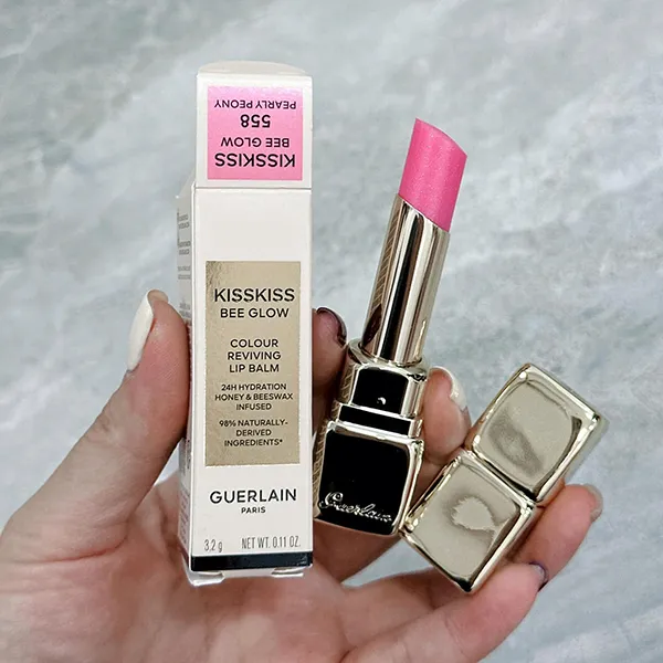 Son Dưỡng Guerlain Kisskiss Bee Glow Pearly 558 Pearly Peony Màu Hồng Cánh Sen 3.2g - Son Môi - Vua Hàng Hiệu