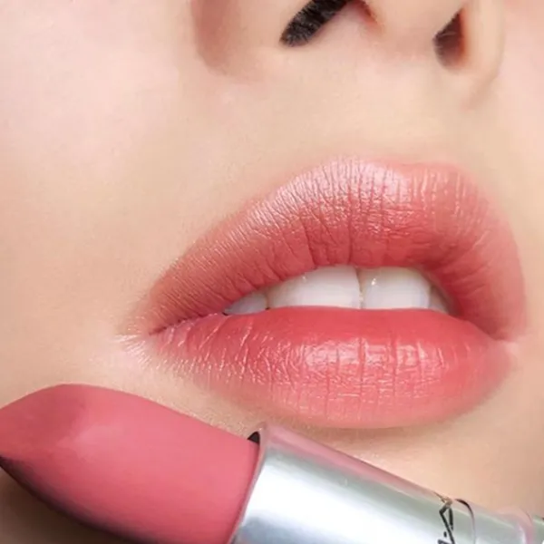 Son Mac Powder Kiss Lipstick 930 Brickthrough Màu Hồng Đất