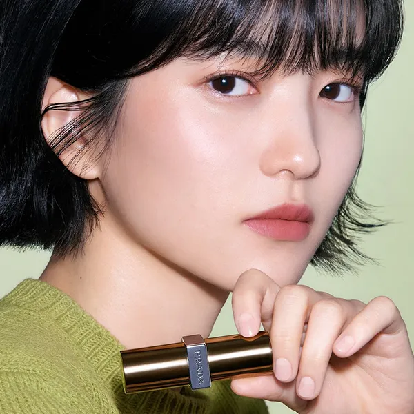 Son Prada Monochrome Soft Matte Brown Limited Edition Lipstick B109 Amaranto Màu Hồng Khô