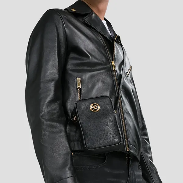 Túi Đeo Chéo Nam Versace Medusa Logo In Black Leather 1008863 1A02187 1B00V Màu Đen - Túi xách - Vua Hàng Hiệu