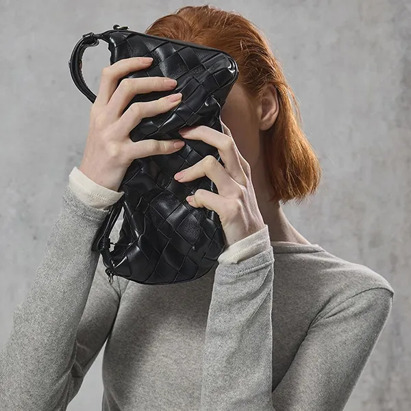 Túi Đeo Vai Nữ Charles & Keith CNK Ivette Woven Shoulder Bag Noir CK2-20151510 Màu Đen