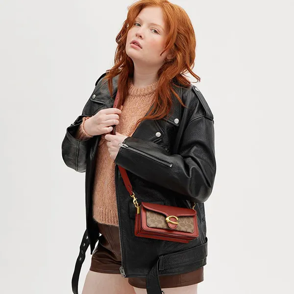 Túi Đeo Vai Nữ Coach Tabby Shoulder Bag 20 In Signature Canvas CY200 Màu Nâu Be