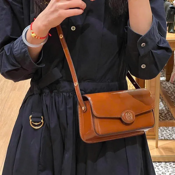 Túi Đeo Vai Nữ Tory Burch Robinson Spazzolato Brown Shoulder Bag Màu Nâu - Túi xách - Vua Hàng Hiệu