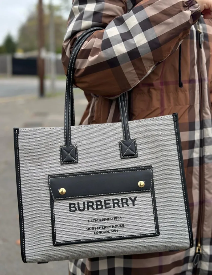 Túi Tote Burberry - 1