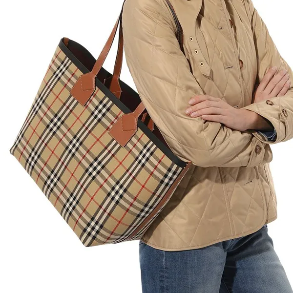 Túi Tote Nữ Burberry London Check Plaid Small 2PC Tote Bag Màu Be Kẻ D-PA - Túi xách - Vua Hàng Hiệu