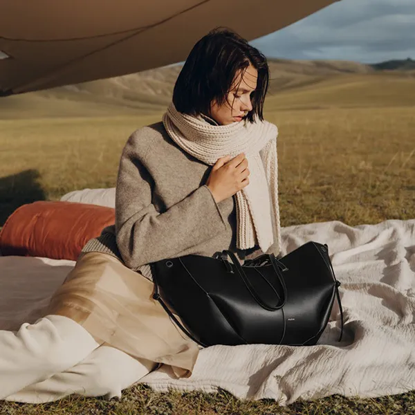Túi Tote Nữ Polène Cyme Edition Textured Black with Ecru Stitching Màu Đen - Túi xách - Vua Hàng Hiệu