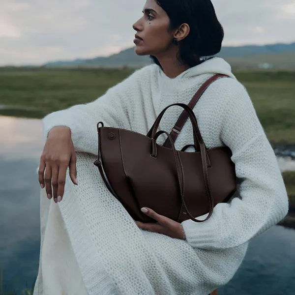 Túi Tote Nữ Polène Cyme Mini Edition Textured Ebony Màu Nâu Gỗ