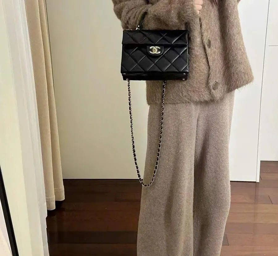 Túi xách Chanel Hàng Hiệu Used - 1