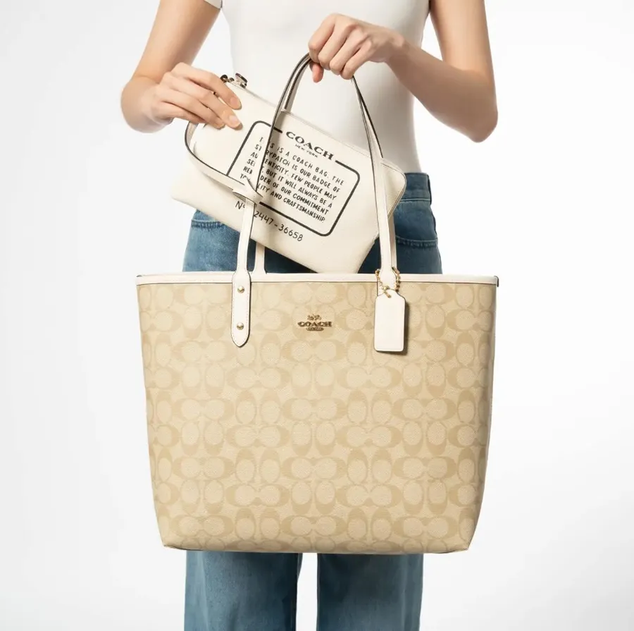 Túi Cầm Tay Coach - 2