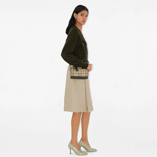 Túi Xách Tay Nữ Burberry Mini Check Bowling Bag 80975981 Màu Beige