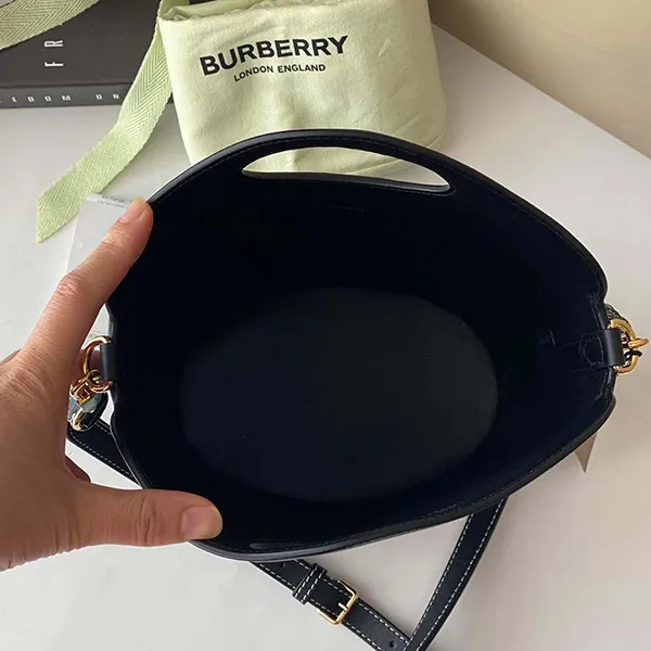 Túi Xách Tay Nữ Burberry Small Leather Pocket Bucket Bag 80462401 Màu Đen - Túi xách - Vua Hàng Hiệu