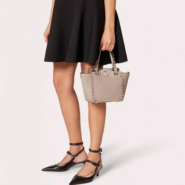 Túi Xách Tay Nữ Valentino Garavani Rockstud Small Handbag Màu Be Hồng N-QL - Túi xách - Vua Hàng Hiệu