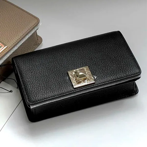 Ví Nữ Furla Paloma Wallet On Chain Bag Màu Đen