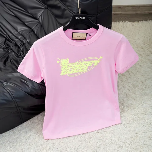 Áo Phông Nữ Gucci Sweet Graphic Print In Pink 723566 XJGDD 5904 Màu Hồng Size XS - Thời trang - Vua Hàng Hiệu