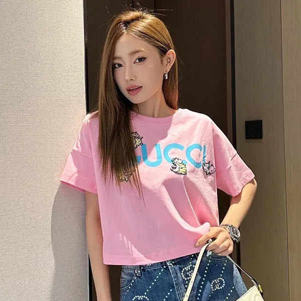 Áo Phông Nữ Gucci Tshirt 779016 XJGED Màu Hồng Size XS