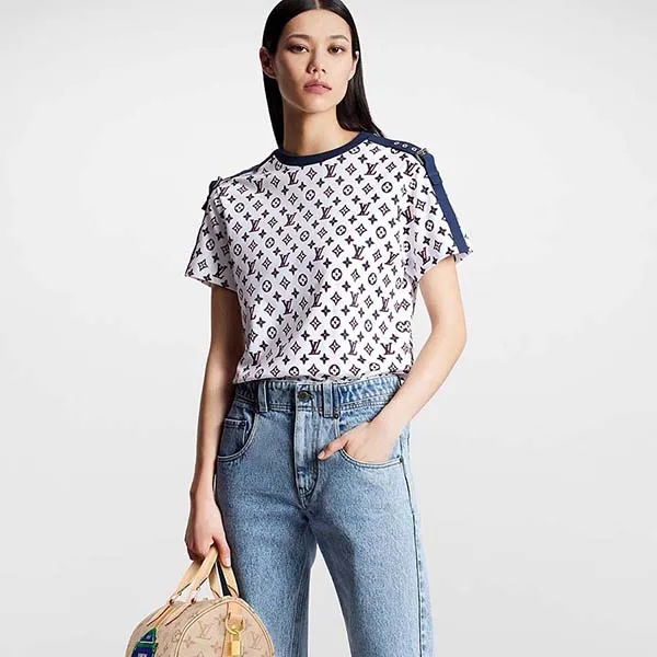 Áo Phông Nữ Louis Vuitton Monogram T-Shirt 1AC1SJ Màu Trắng Size XS - Thời trang - Vua Hàng Hiệu