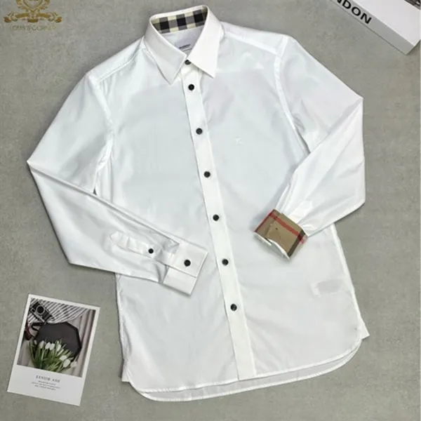 Áo Sơ Mi Dài Tay Nam Burberry Tag Ngựa Khuy Đen Màu Trắng Size XS