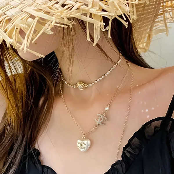 Dây Chuyền Nữ Chanel 21B Heart Pearl Crystal CC Logo Necklace Phối Màu