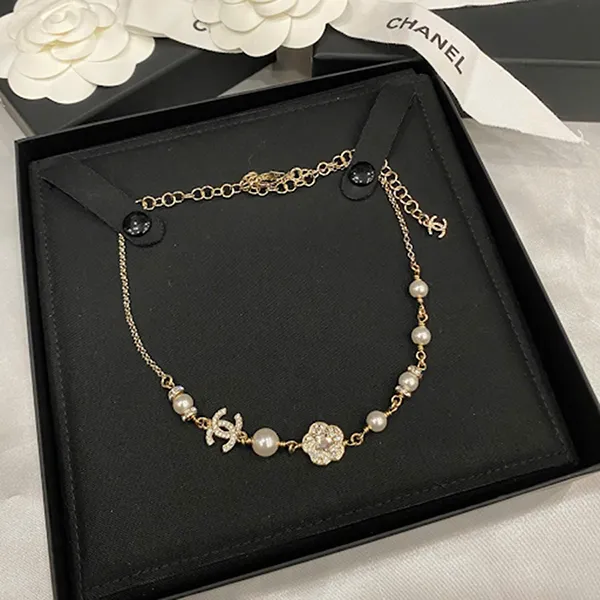 Dây Chuyền Nữ Chanel Chocker Chanel New SS Gold Metal Màu Vàng