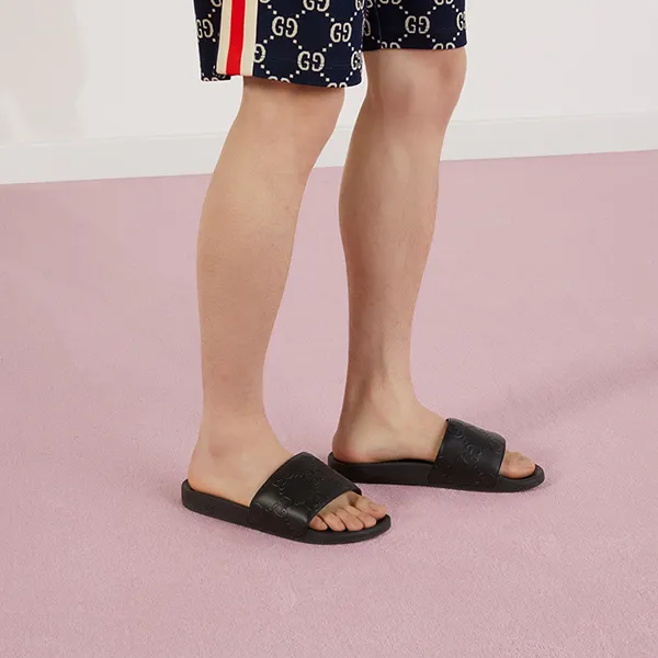Dép Nam Gucci GG Slide 681880-UKU00-1000 Màu Đen Size 39