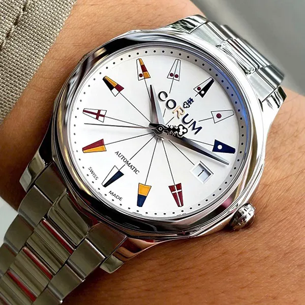Đồng Hồ Nam Corum A082/02888 (A082-02888) Màu Bạc Trắng