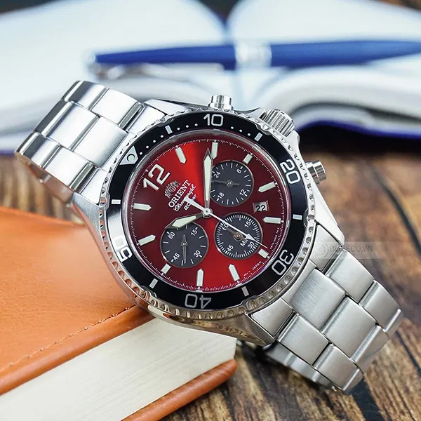 Đồng Hồ Nam Orient Sport Solar Chronograph RA-TX0207R10B Màu Bạc/Đỏ