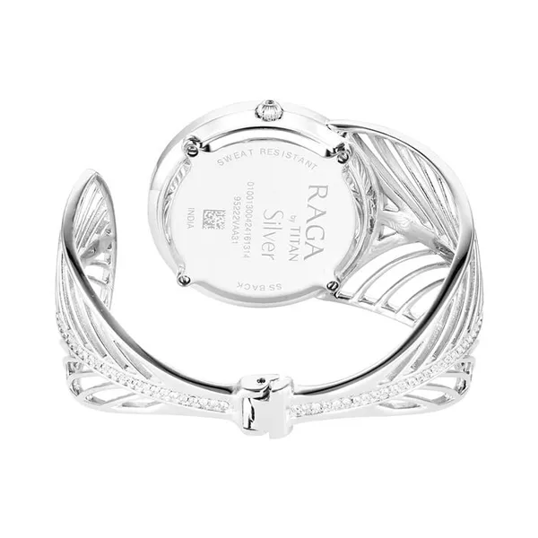 Đồng Hồ Nữ Titan Raga Silver Quartz Analog Blue Dial 95221VM01 Màu Bạc Phối Xanh