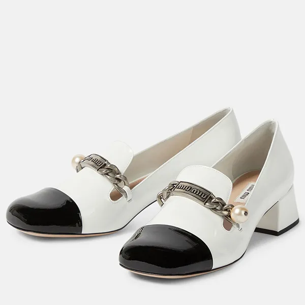 Giày Cao Gót Nữ Miu Miu Embellished Leather Loafer Pumps Màu Trắng Đen Size 35.5