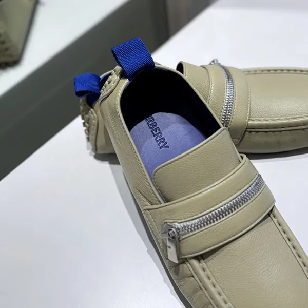 Giày Lười Nam Burberry Sage Green Leather Zip Detail 8088132 Màu Xanh Size 40 - Giày - Vua Hàng Hiệu
