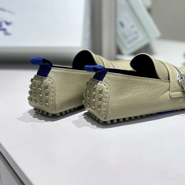 Giày Lười Nam Burberry Sage Green Leather Zip Detail 8088132 Màu Xanh Size 40 - Giày - Vua Hàng Hiệu