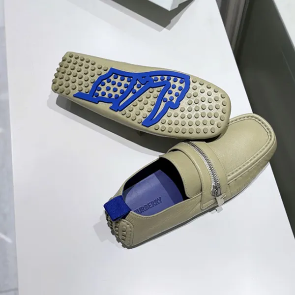 Giày Lười Nam Burberry Sage Green Leather Zip Detail 8088132 Màu Xanh Size 40 - Giày - Vua Hàng Hiệu