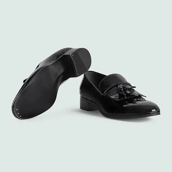 Giày Lười Nam Gucci Loafer With Tassel Black Patent 714681 Màu Đen Size 39