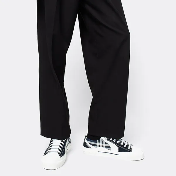 Giày Sneaker Nam Burberry Blue Fabric With Vintage Check 8070832 A1222 Màu Đen Trắng Size 39