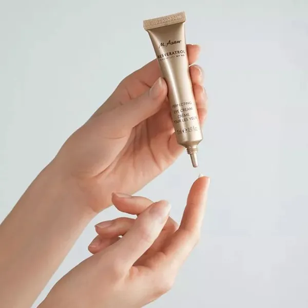 Kem Dưỡng Hỗ Trợ Làm Mờ Nếp Nhăn Vùng Mắt M.Asam Resveratrol Premium NT50 Perfecting Eye Cream 15ml