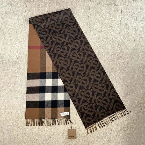 Khăn Quàng Cổ Burberry Cashmere Scarf & Pocket Square Brown Màu Nâu Kẻ