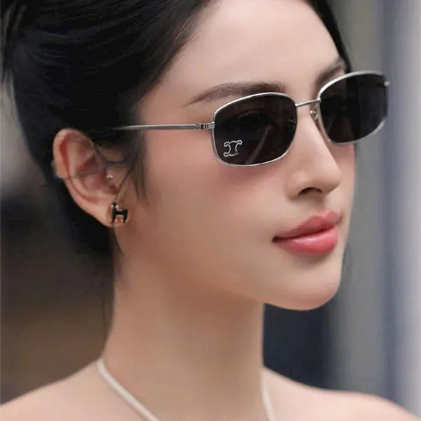 Kính Mát Celine Triomphe Rhinestone With Crystals Sliver Sunglasses CL40285U 16A Màu Xám Bạc - Kính mắt - Vua Hàng Hiệu