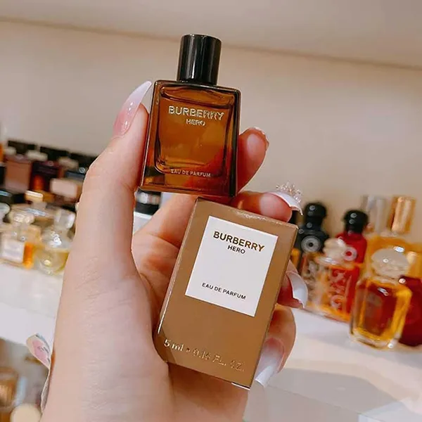 Nước Hoa Nam Burberry Hero Men Eau De Parfum 5ml