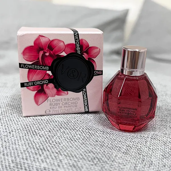 Nước Hoa Nữ Viktor & Rolf Flowerbomb Ruby Orchid EDP For Women 7ml