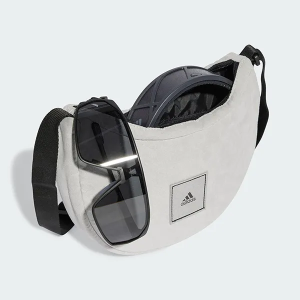 Túi Đeo Chéo Adidas Classic Wntr IV9830 Màu Đen Xám