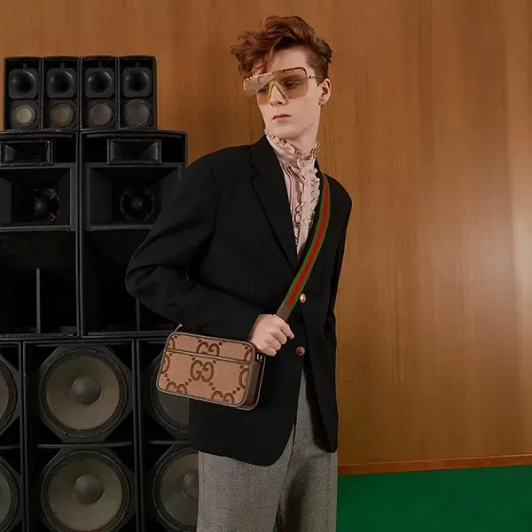 Túi Đeo Chéo Nam Gucci Jumbo GG Mini Bag 696075 UKMDG 2570 Màu Nâu